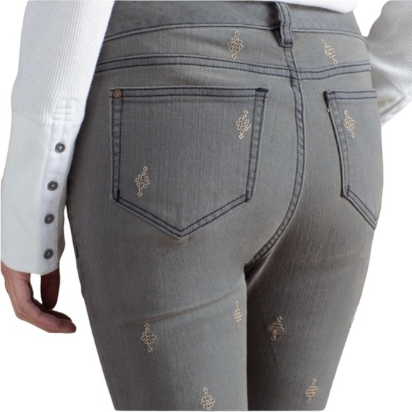 Sundance Primrose Party Gray Embellished Jeans Slim Fit Sequins Sz 29 - Picture 11 of 14